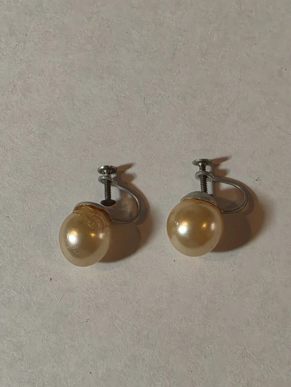 Vintage Classic Cream Pearl Clip-On Earrings - Timeless Women’s Jewelry